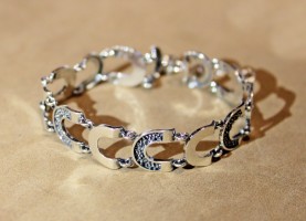 Srebrna biżuteria i dodatki